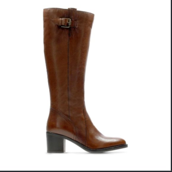 NWOT Clark Dark Brown Heeled Leather boots - 7.5 - Picture 2 of 8